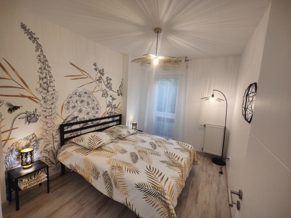 Quietstay 20' Paris, Connected Home Avec Terrasse Массі Екстер'єр фото