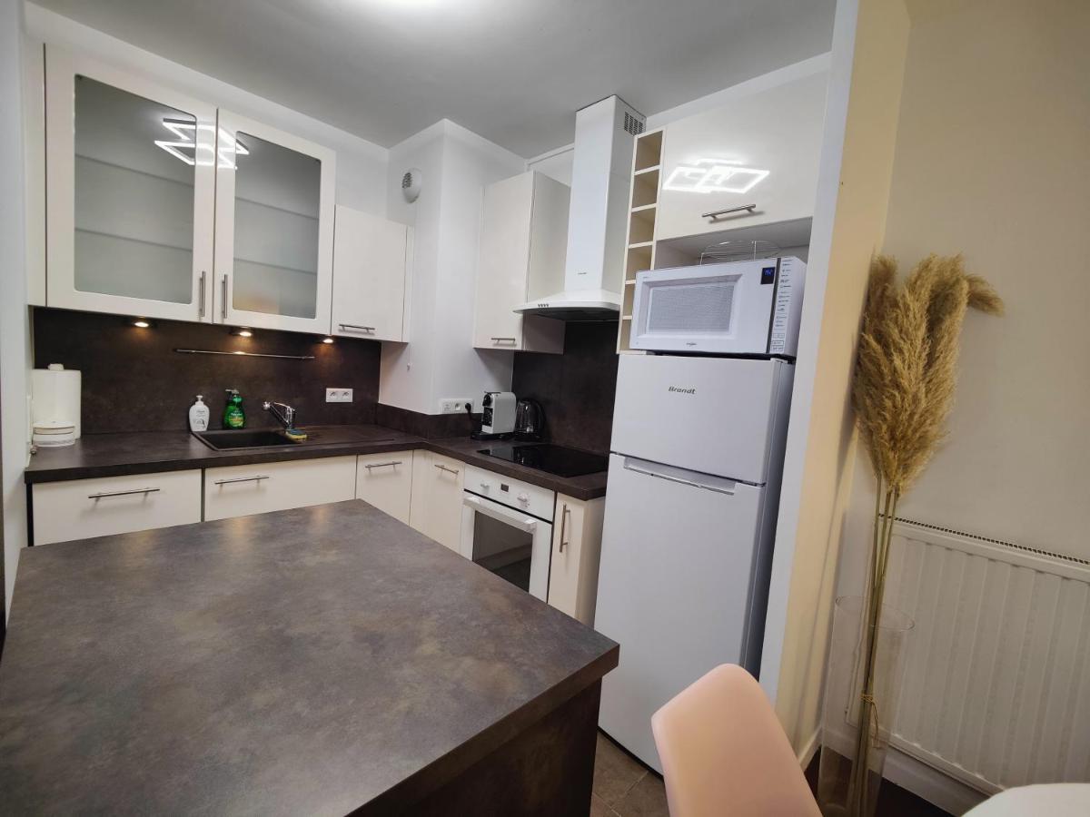 Quietstay 20' Paris, Connected Home Avec Terrasse Массі Екстер'єр фото